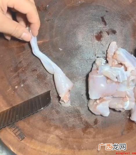 水煮牛蛙的家常做法是什么