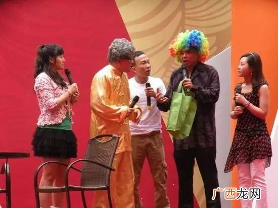 都市笑口组开心吧在哪个台播,乘龙怪婿秋香扮演者是谁？