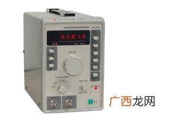 函数发生器和信号发生器的区别,实验中信号发生器和示波器各起什么作用？