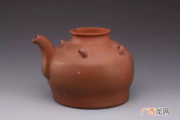 明代紫砂壶的特点,仲芳式紫砂壶的特点？