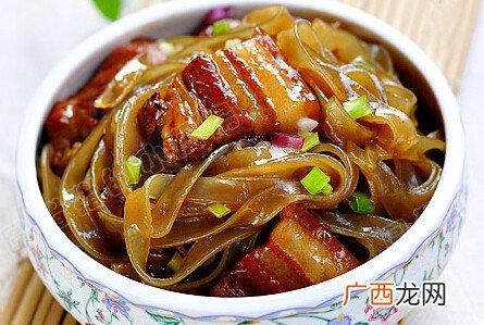 炖粉条怎么做好吃,油麦菜烧粉条怎么做好吃？