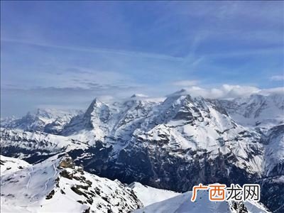 雪线海拔多少米高,雪线南北高低的变化？
