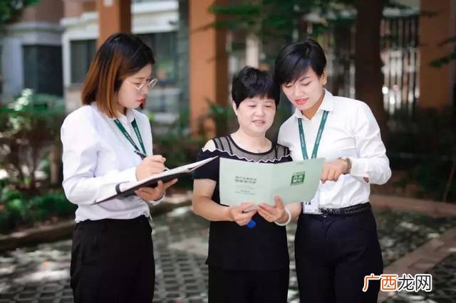 经纪人是干什么的,经纪人是干什么的？