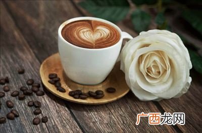 星巴克红茶拿铁怎么做,红茶拿铁怎么做？