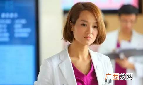 朱丹演的医生电视剧有哪些,美女医生随手碰到小女孩却发现了她身体有异常是哪一部电视剧中的？