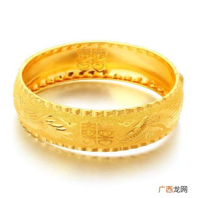 龙凤手镯怎么戴,龙凤银戏珠手镯有什么讲究？