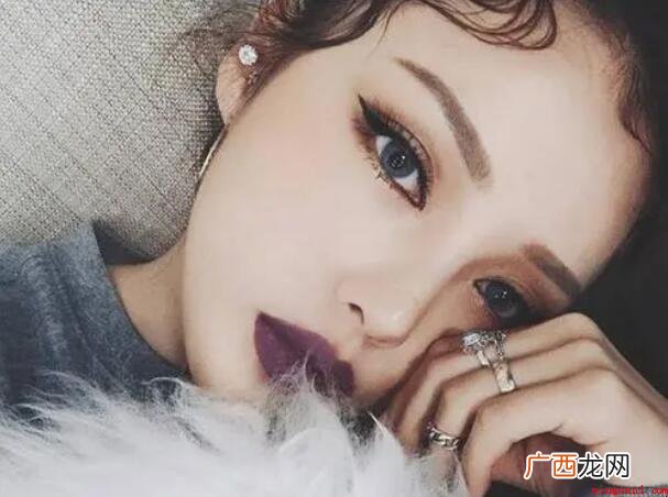 猫眼妆容的特点是什么