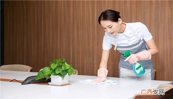 梦见收拾屋子杂乱东西是吉兆