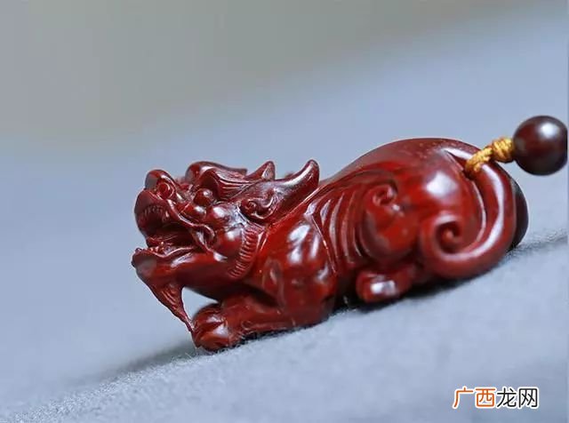 紫檀的寓意紫檀象征的意义,紫檀度母有什么意思？