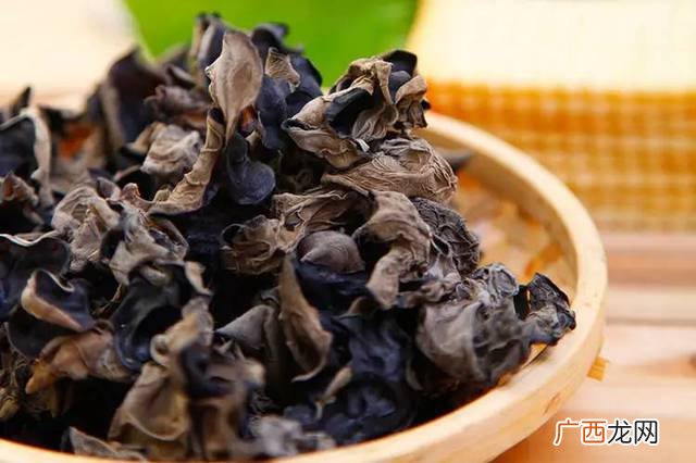 速泡木耳的方法有哪些,大木耳泡多长时间合适？