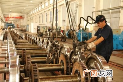 火车轮子怎么检修,火车车轮多长时间换一次？