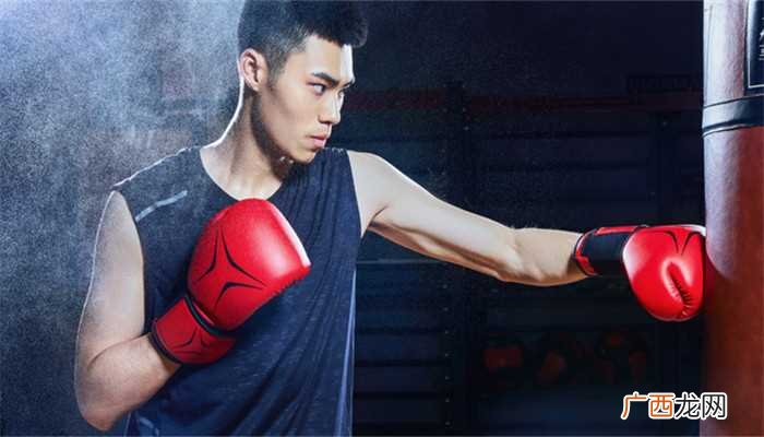 梦见和仇人打架是什么意思