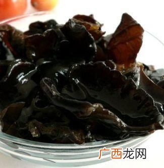 超市买的新鲜木耳有毒吗,在市场上买的新鲜银耳有毒吗？