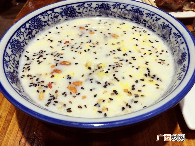 牛奶醪糟怎么做,红豆酒酿牛奶饮怎么做？