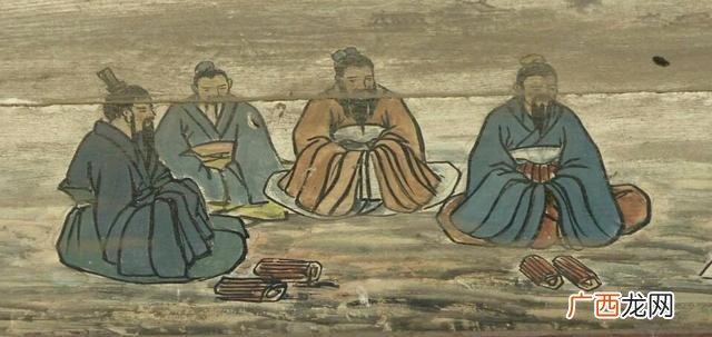 前合后偃是什么意思,前颠后偃的意思？