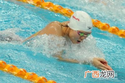 蛙泳怎么换气,蛙泳换水换气的正确方法？