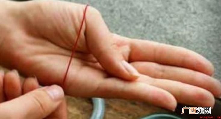 手镯圈口如何量 佳人翠玉密切联系 手镯圈口怎么量