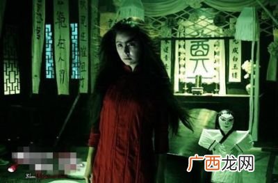 晚上十大禁忌,孔雀竹芋摆放十大禁忌？