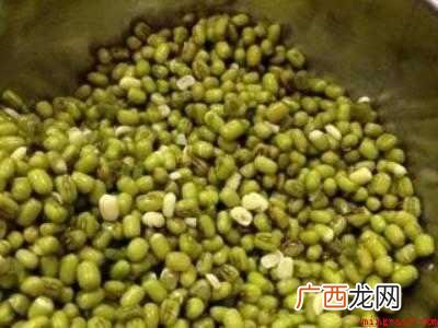 包粽子的绿豆怎样去皮