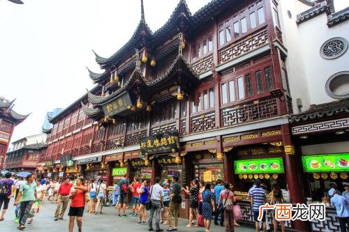 上海豫园有什么特色小吃,上海豫园有名点心店？