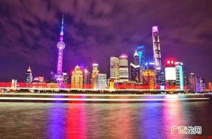 灯火辉煌的意思是什么