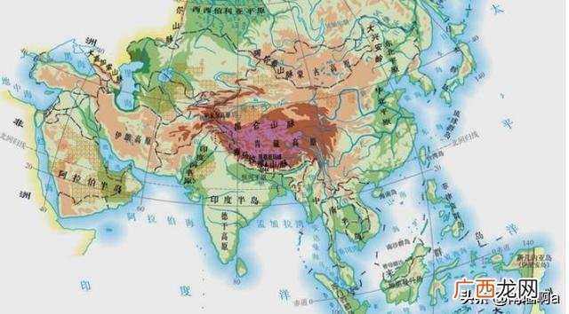 亚洲的地势特点是什么,亚洲地形有三大特征，分别是什么？
