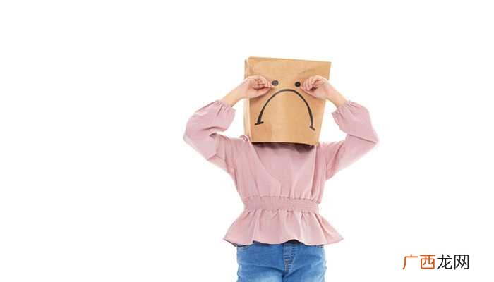 女人梦见自己放声大哭