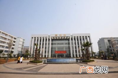 贵阳护理职业技术学院,贵阳护理职业学院校训的含义和出处？
