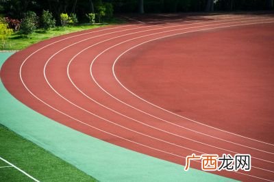 环形跑道相遇问题公式,追击相遇问题在环形跑道上的公式？