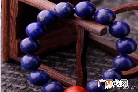 青金石真假图解三种方法更快鉴别,青金石怎么辨别真假，青金石怎么看好坏？