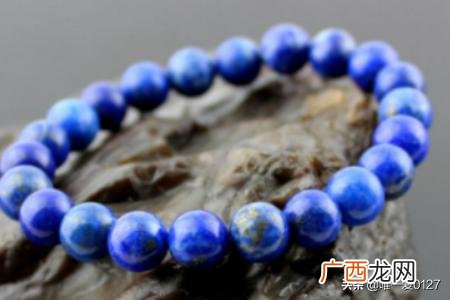 青金石真假图解三种方法更快鉴别,青金石怎么辨别真假，青金石怎么看好坏？