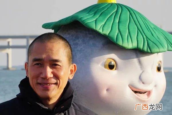 梁朝伟演的洪飞是什么电影里的角色,陈小春被抓吃狗饭电视名字？