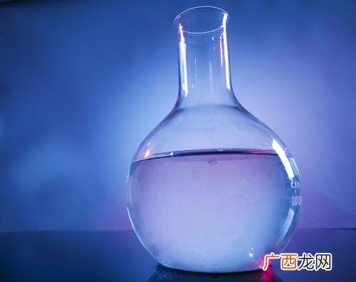 升 十毫升水有多少多少厘米,用毫升、升做单位的有哪些物品?是多少毫升呢？