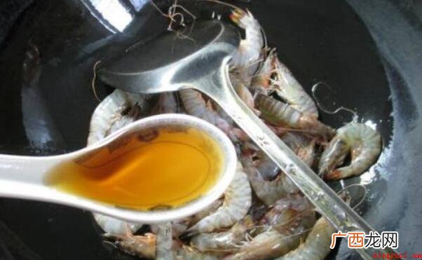 红烧基围虾的流程是什么