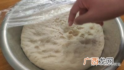 土豆丝盒子怎么做好吃,土豆盒子家常做法？