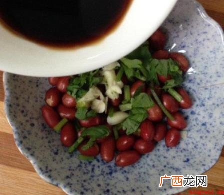 老醋花生米的做法是什么