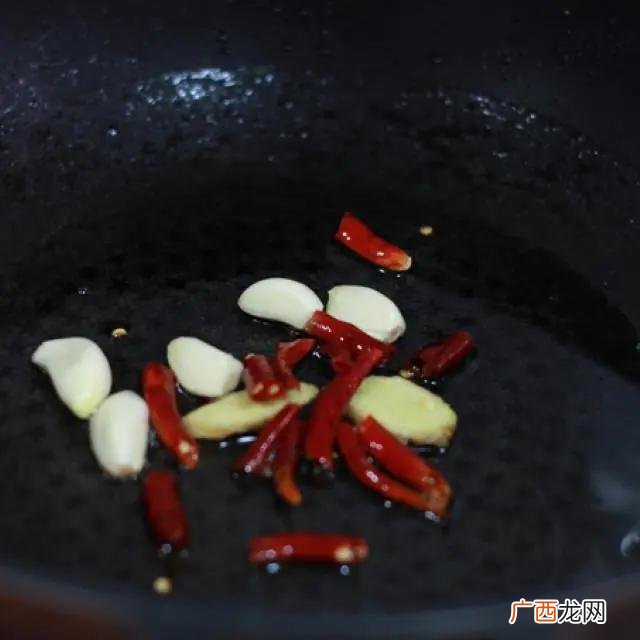 红豆角的做法你喜欢吃吗,红豆角茄子的家常做法？