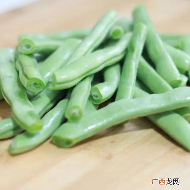 红豆角的做法你喜欢吃吗,红豆角茄子的家常做法？