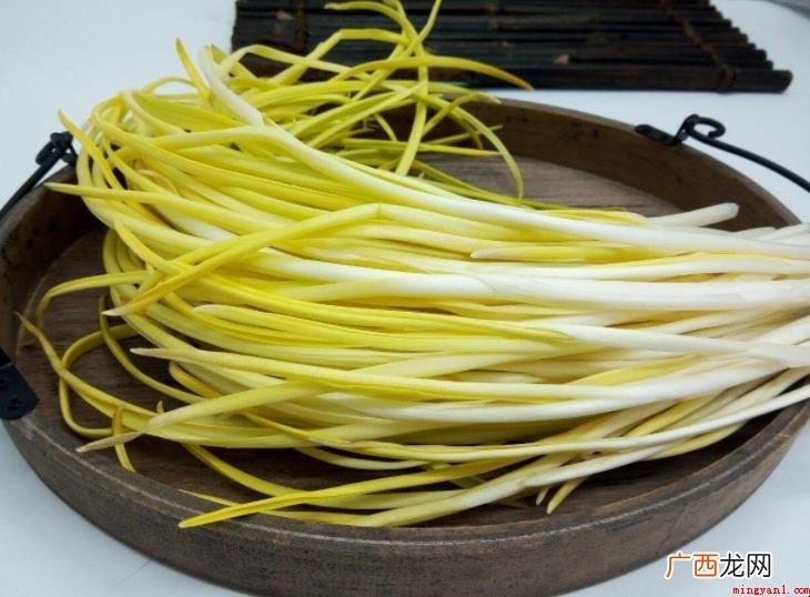 韭黄是什么呢?韭黄颜色鲜黄、风味独特,口感清爽,营养丰富 韭黄是什么