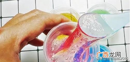 如何制作水晶泥最简单,怎么做水晶泥史莱姆？四种简单的史莱姆制作方法？