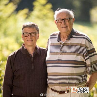比尔盖茨的父母的学历,比尔盖茨父亲？