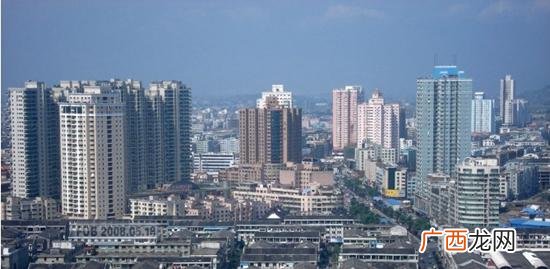 温州龙港镇属于哪个区,温州龙港市有几个街道？