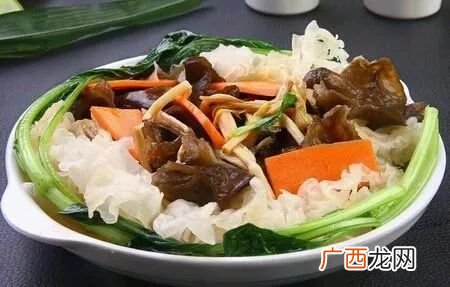 罗汉斋有什么材料,三菇六耳九笋一笙是什么？