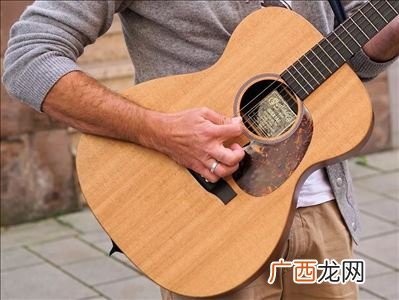 如何挑选吉他弦,吉他琴弦什么牌子好？