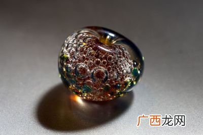 金绿猫眼石为什么贵,为什么猫眼石这么贵求解？