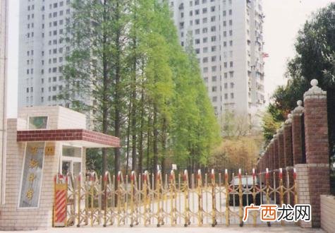 关于上音实验附中,上音安师附中与上音附中的区别？