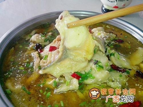 酸菜鱼的家常做法一定要学,酸菜鱼的做法家庭？