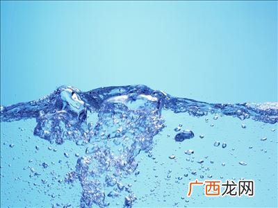 清水是什么水,水是左右结构还是独体字？