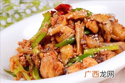 鸡腿怎么炒才好吃,鸡腿肉怎么炒好吃的做法？