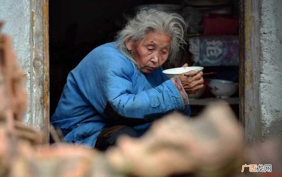 期盼的意思是什么 对于不知情的网友们 期盼的意思是什么